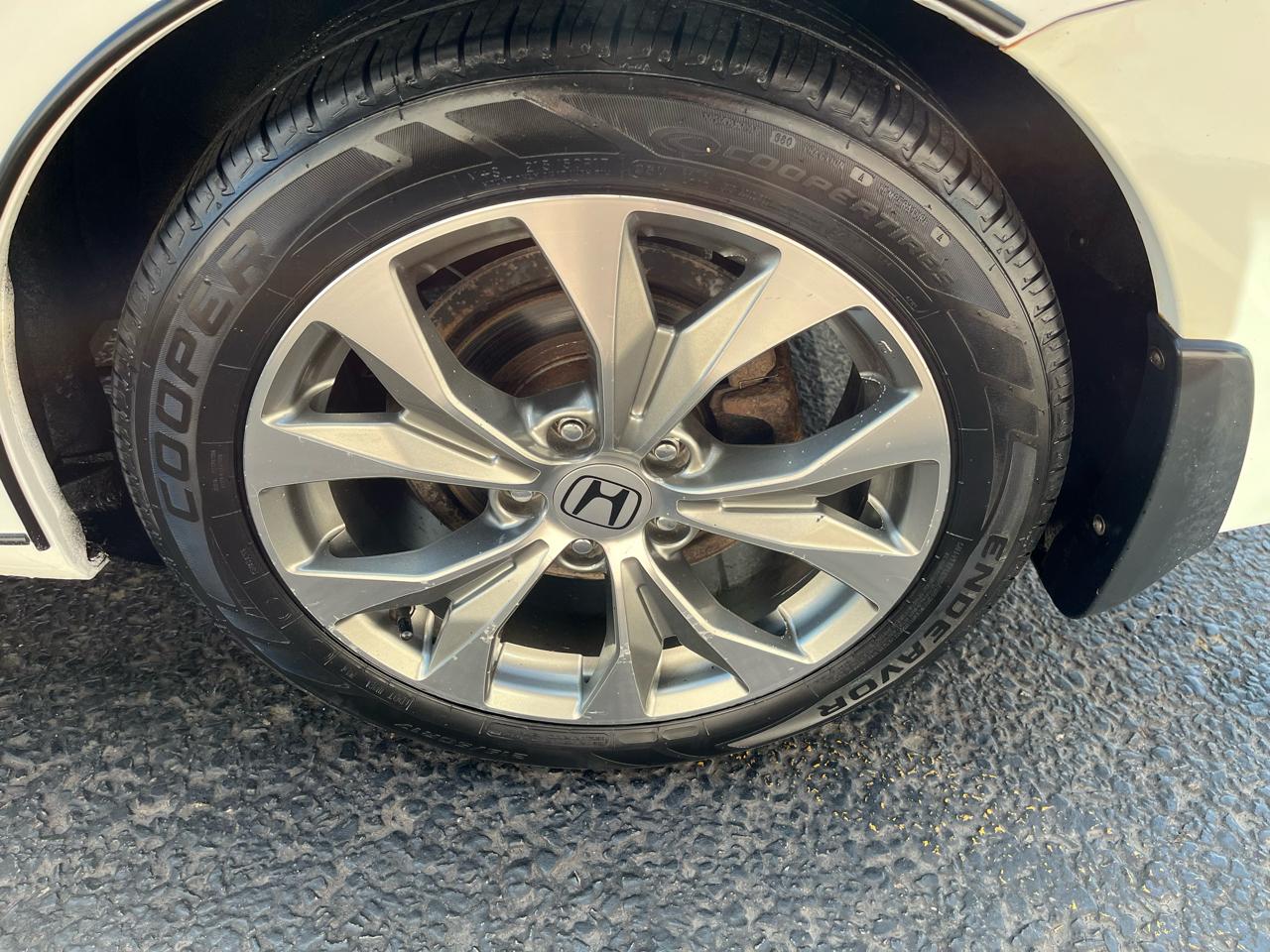 Honda Civic Si Coupe 6-Speed MT 2013