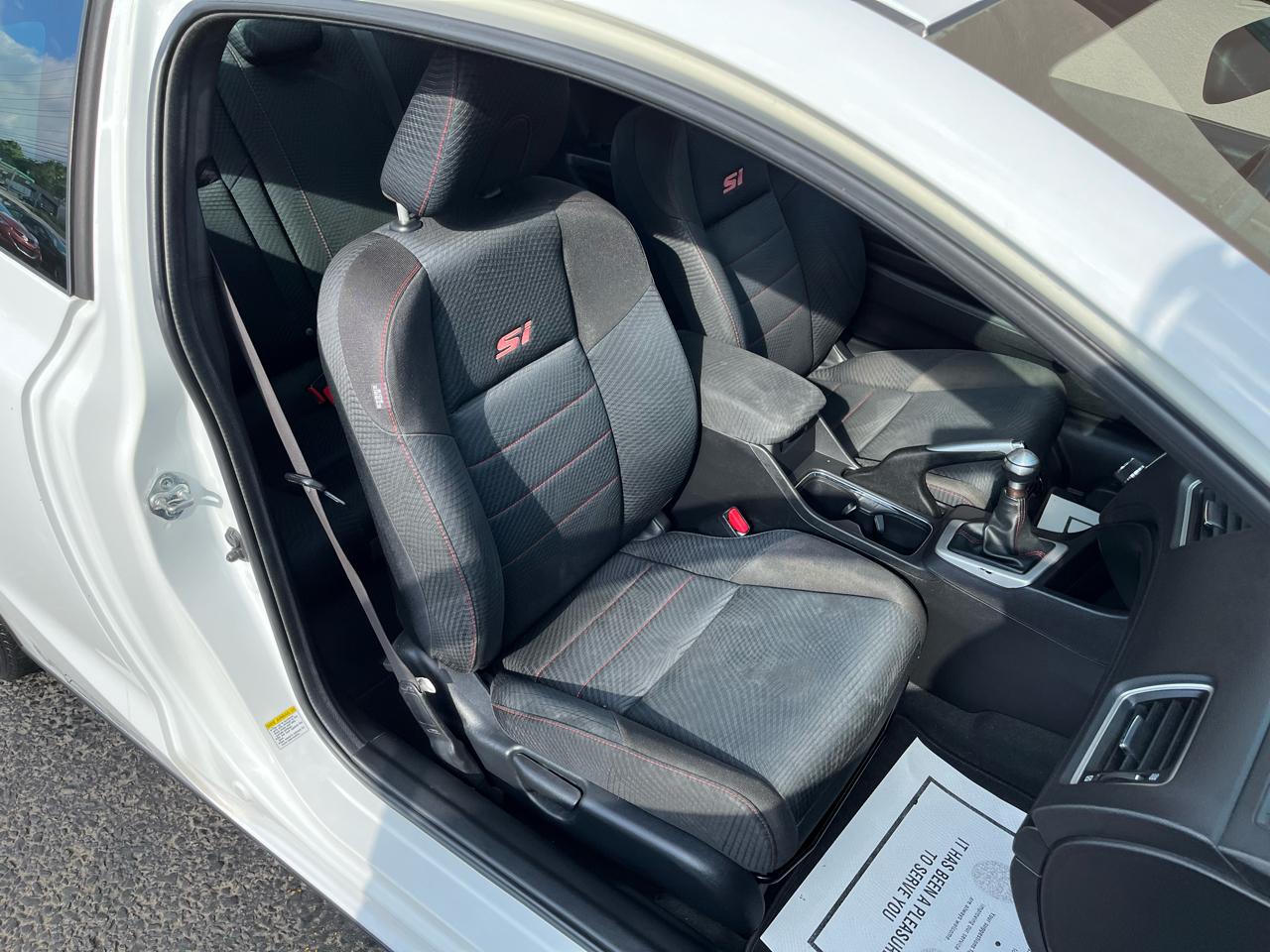 Honda Civic Si Coupe 6-Speed MT 2013