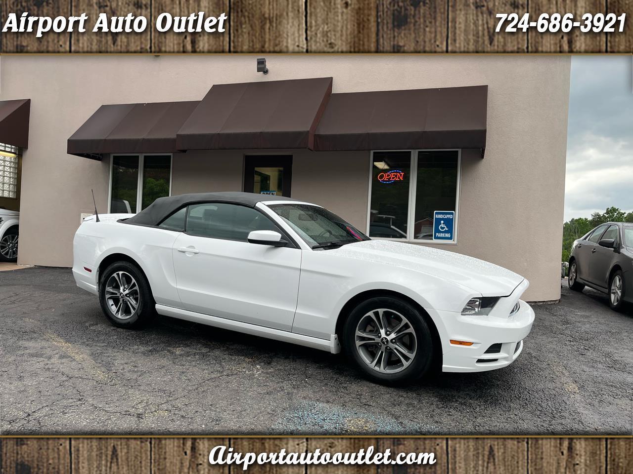 Ford Mustang V6 Convertible 2014