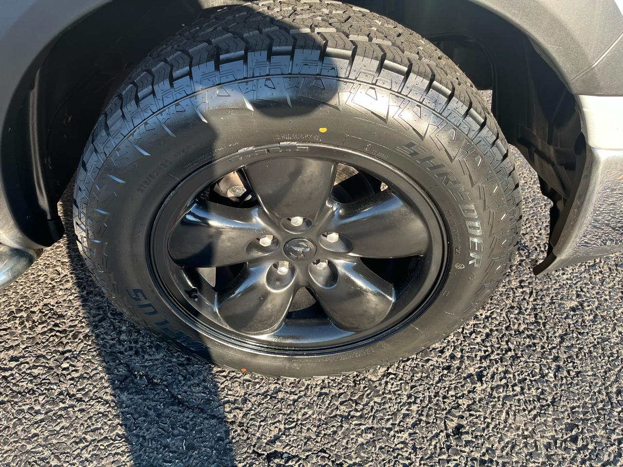 RAM 1500 SLT Quad Cab 4WD 2012
