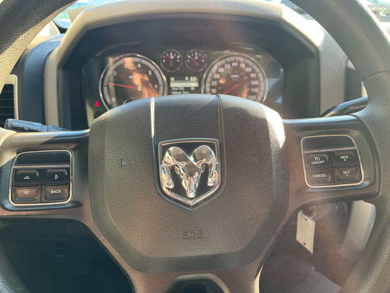 RAM 1500 SLT Quad Cab 4WD 2012