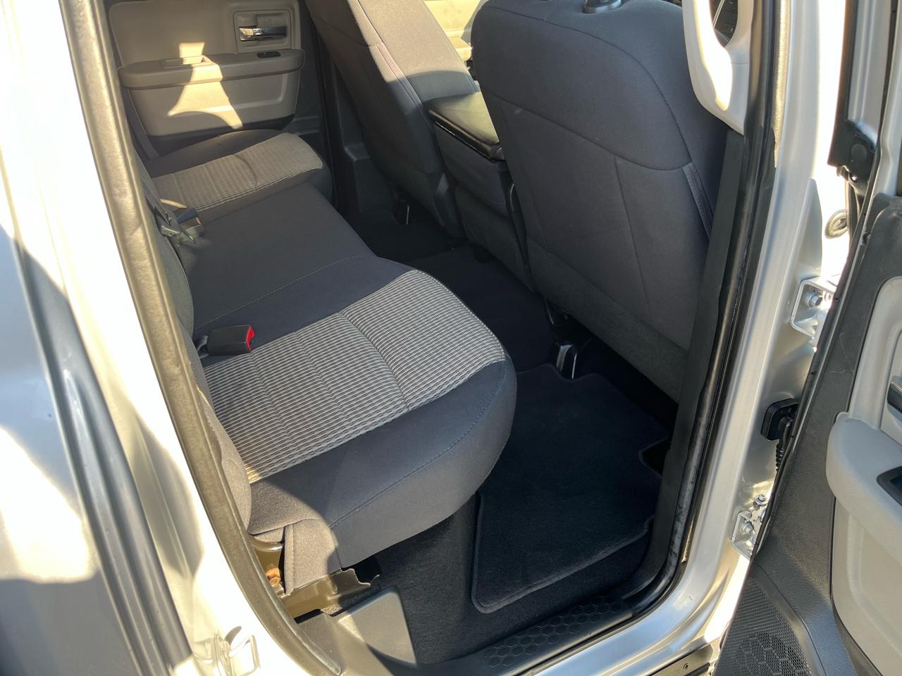RAM 1500 SLT Quad Cab 4WD 2012
