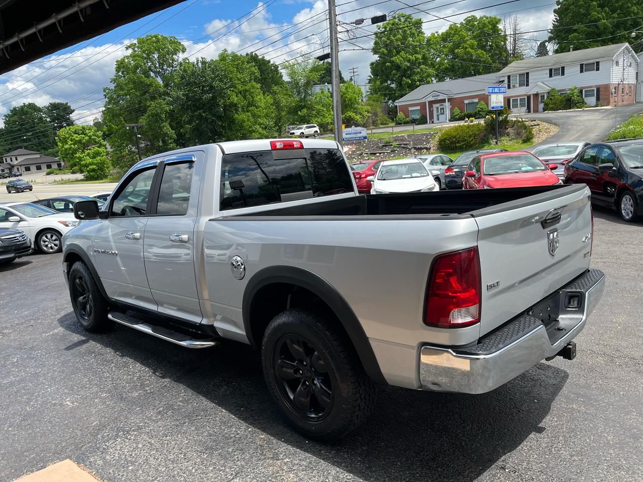 RAM 1500 SLT Quad Cab 4WD 2012