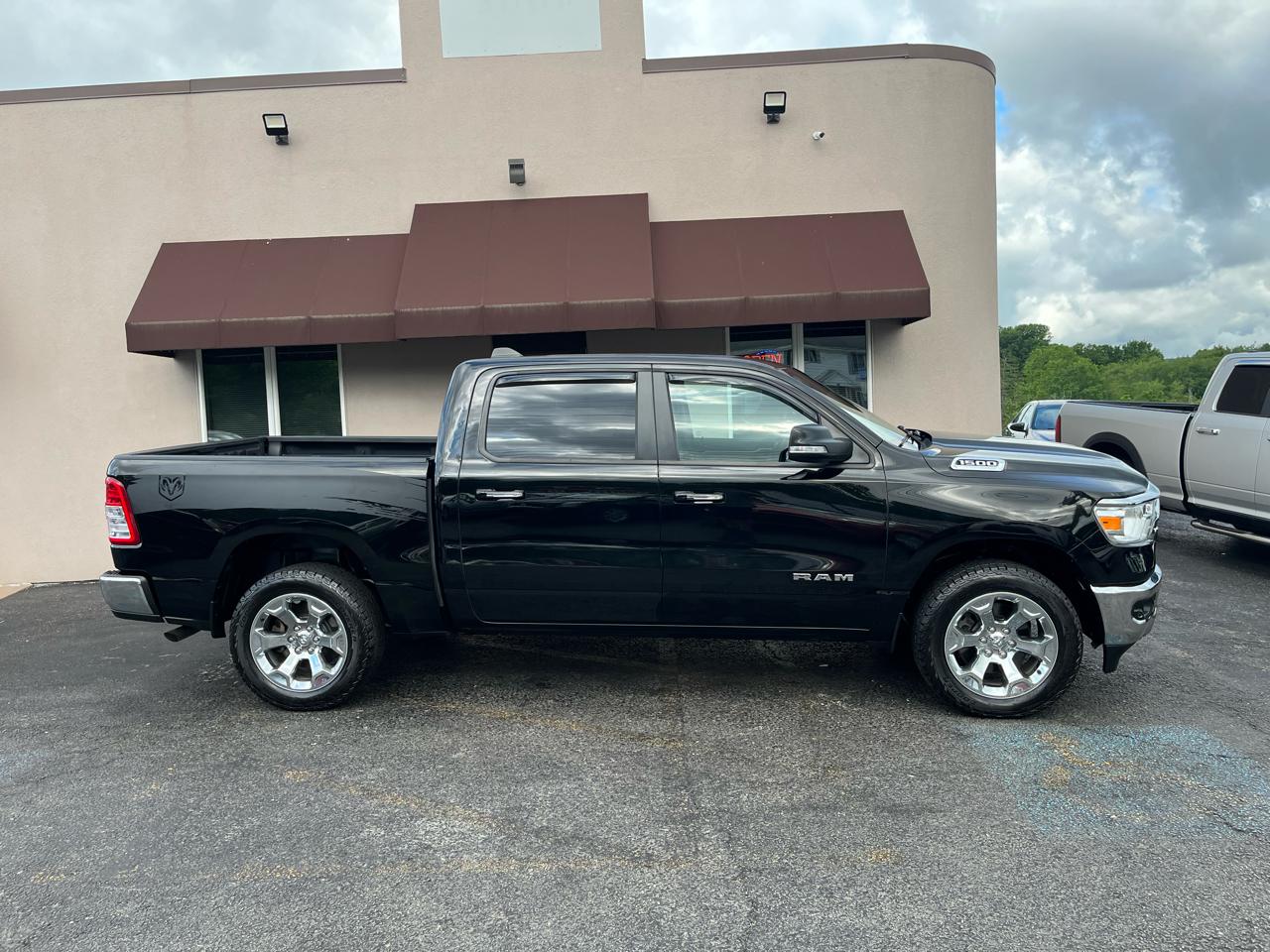 RAM 1500 Big Horn Crew Cab SWB 4WD 2019