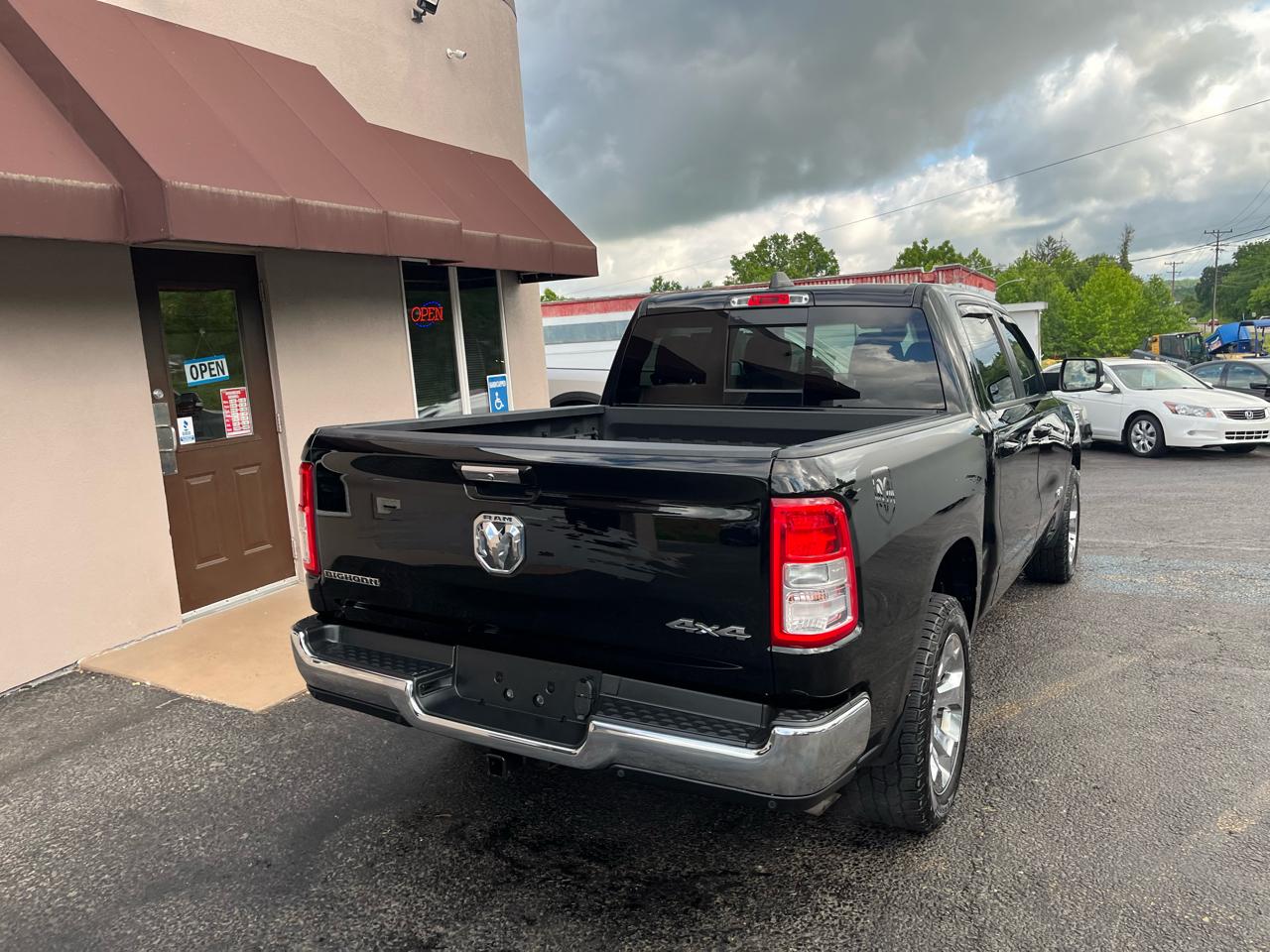 RAM 1500 Big Horn Crew Cab SWB 4WD 2019