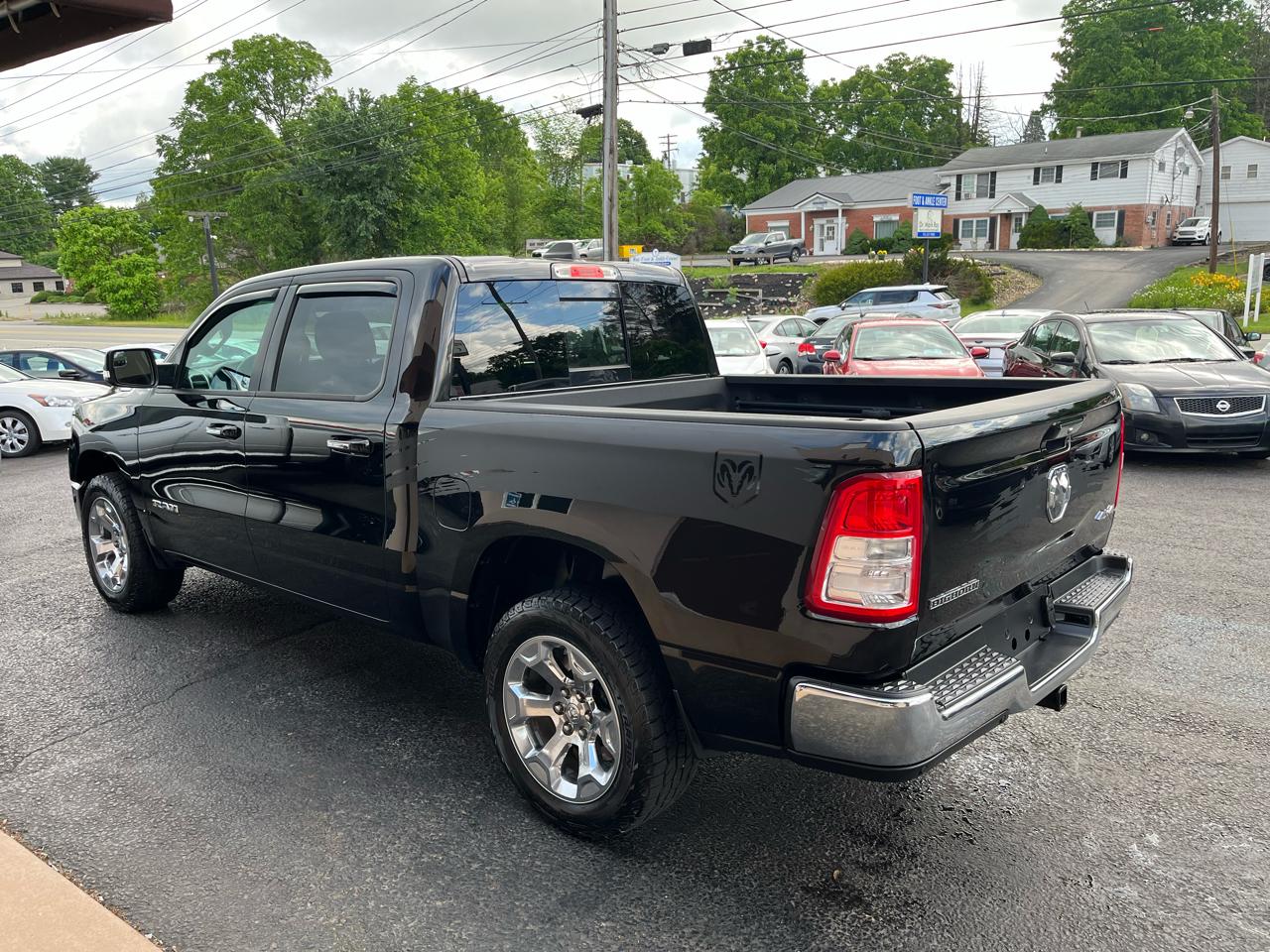 RAM 1500 Big Horn Crew Cab SWB 4WD 2019