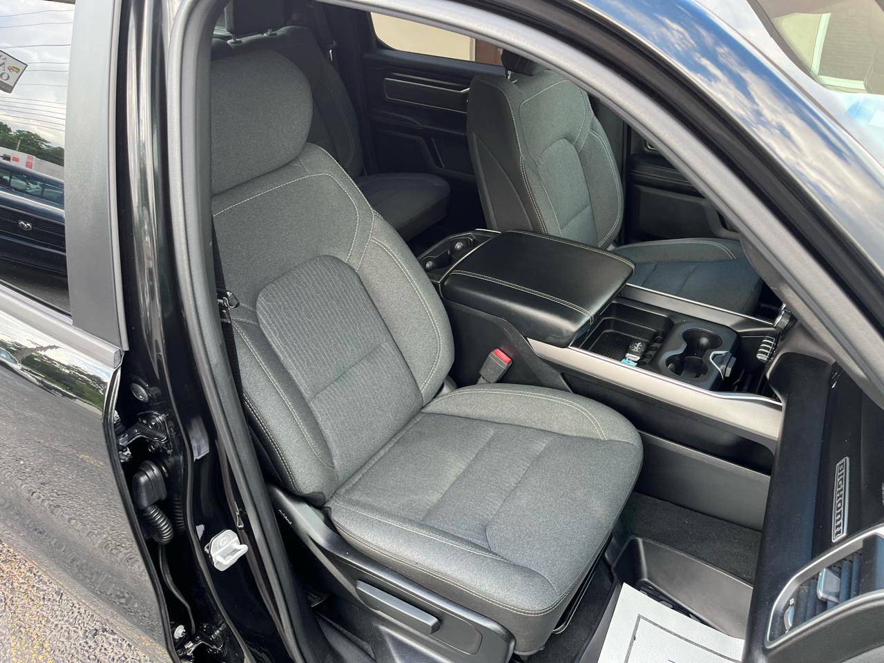 RAM 1500 Big Horn Crew Cab SWB 4WD 2019