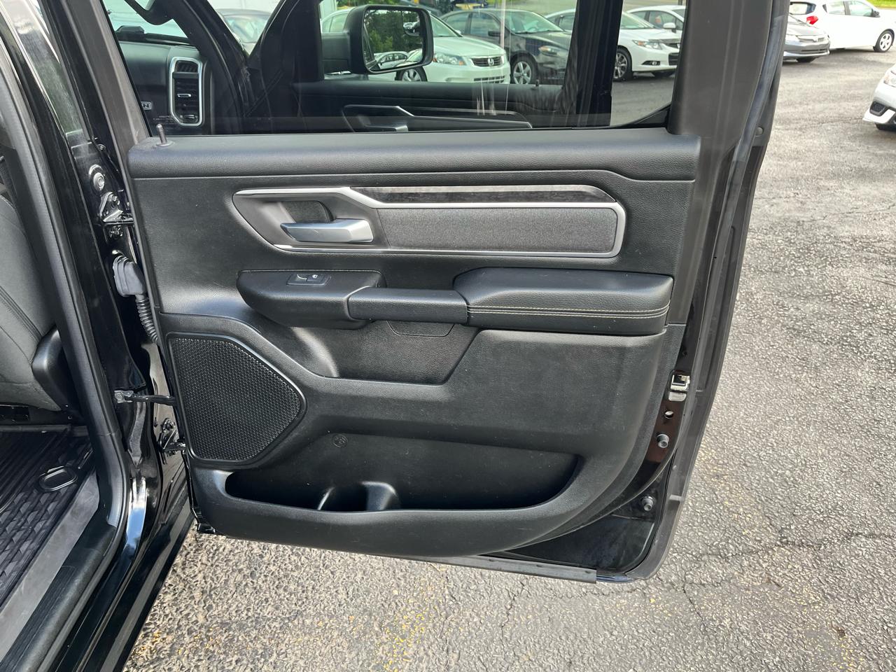 RAM 1500 Big Horn Crew Cab SWB 4WD 2019
