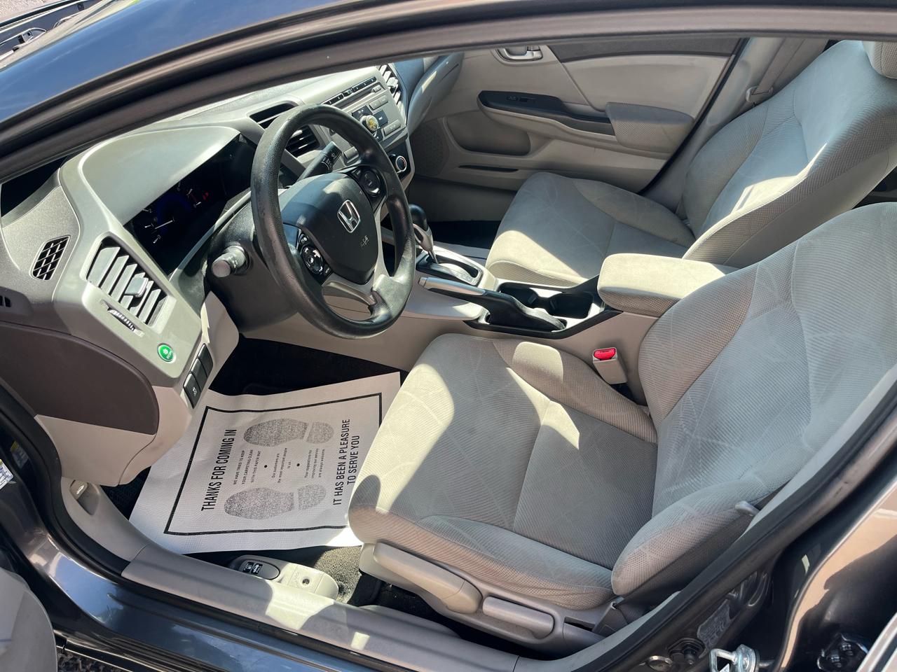 Honda Civic LX Sedan 5-Speed AT 2012