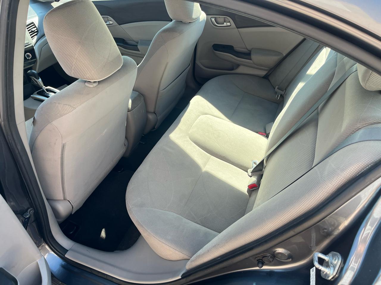 Honda Civic LX Sedan 5-Speed AT 2012