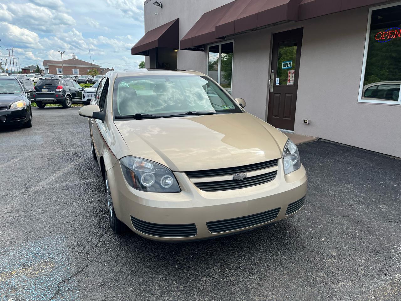 Chevrolet Cobalt LS Sedan 2005