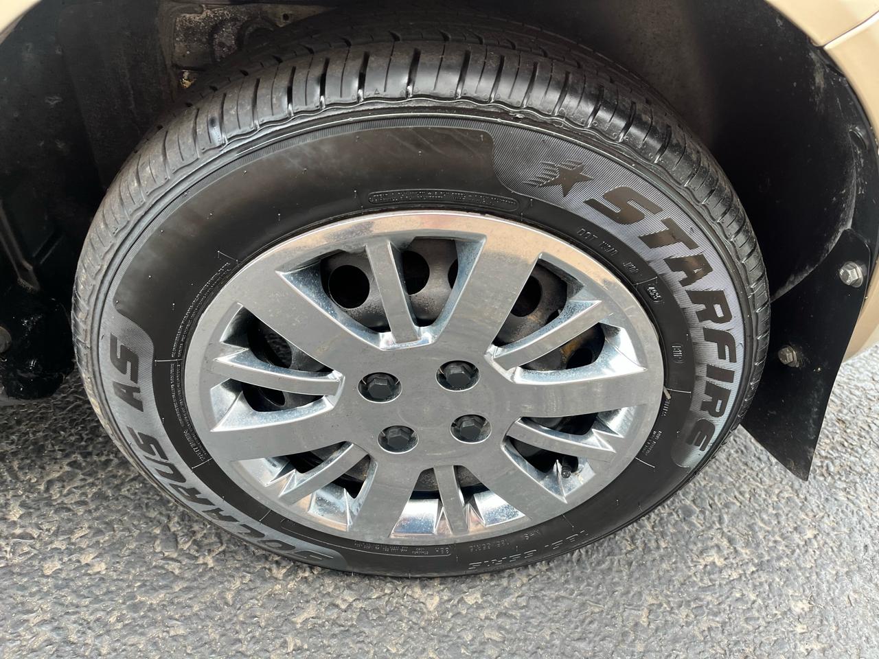 Chevrolet Cobalt LS Sedan 2005