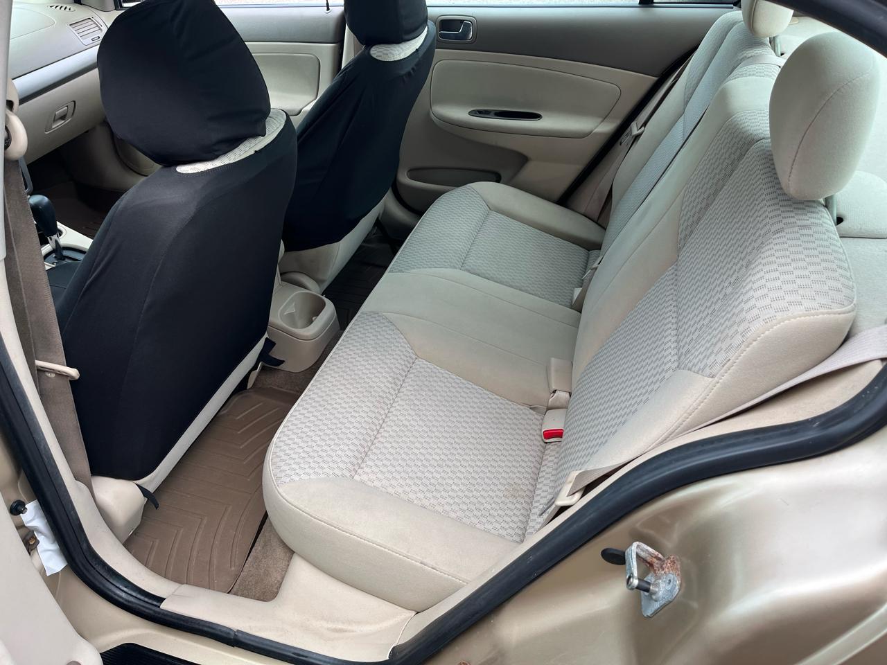 Chevrolet Cobalt LS Sedan 2005