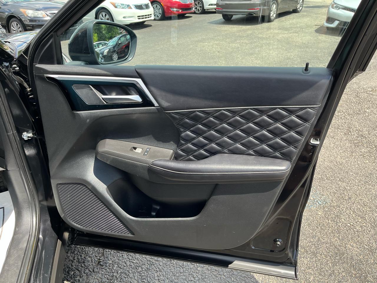 Mitsubishi Outlander  2022