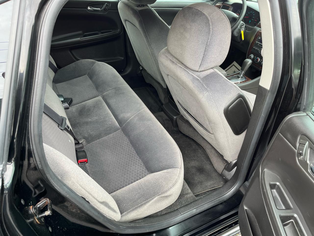 Chevrolet Impala LS (Fleet) 2012