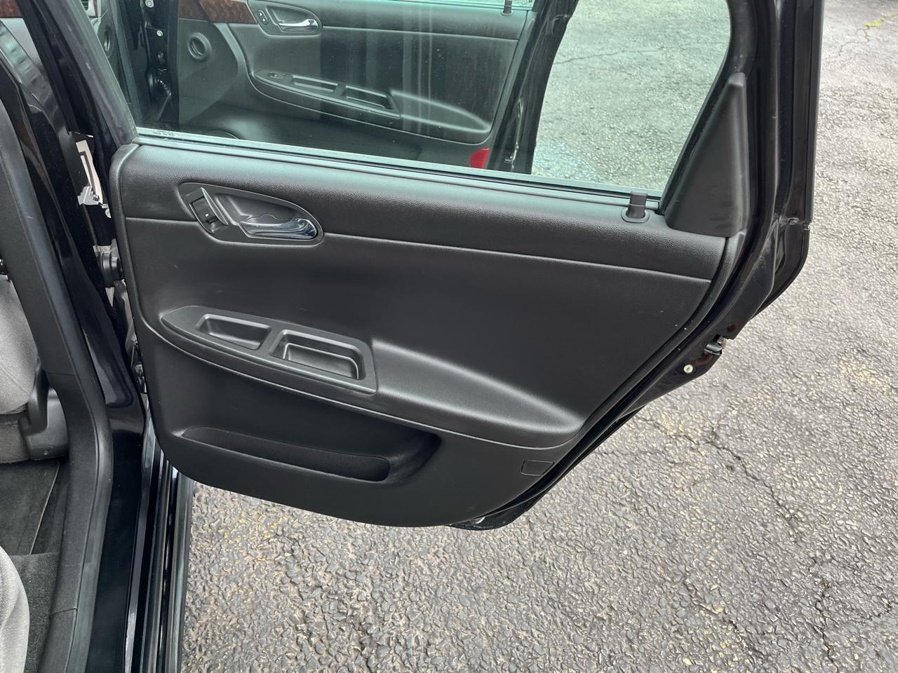 Chevrolet Impala LS (Fleet) 2012