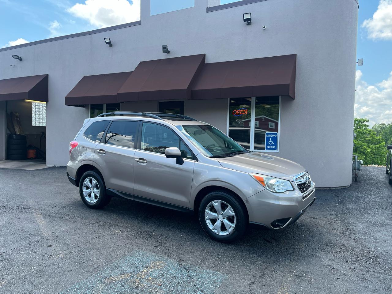 Subaru Forester 2.5i Limited 2014
