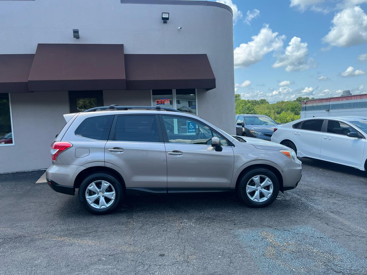 Subaru Forester 2.5i Limited 2014