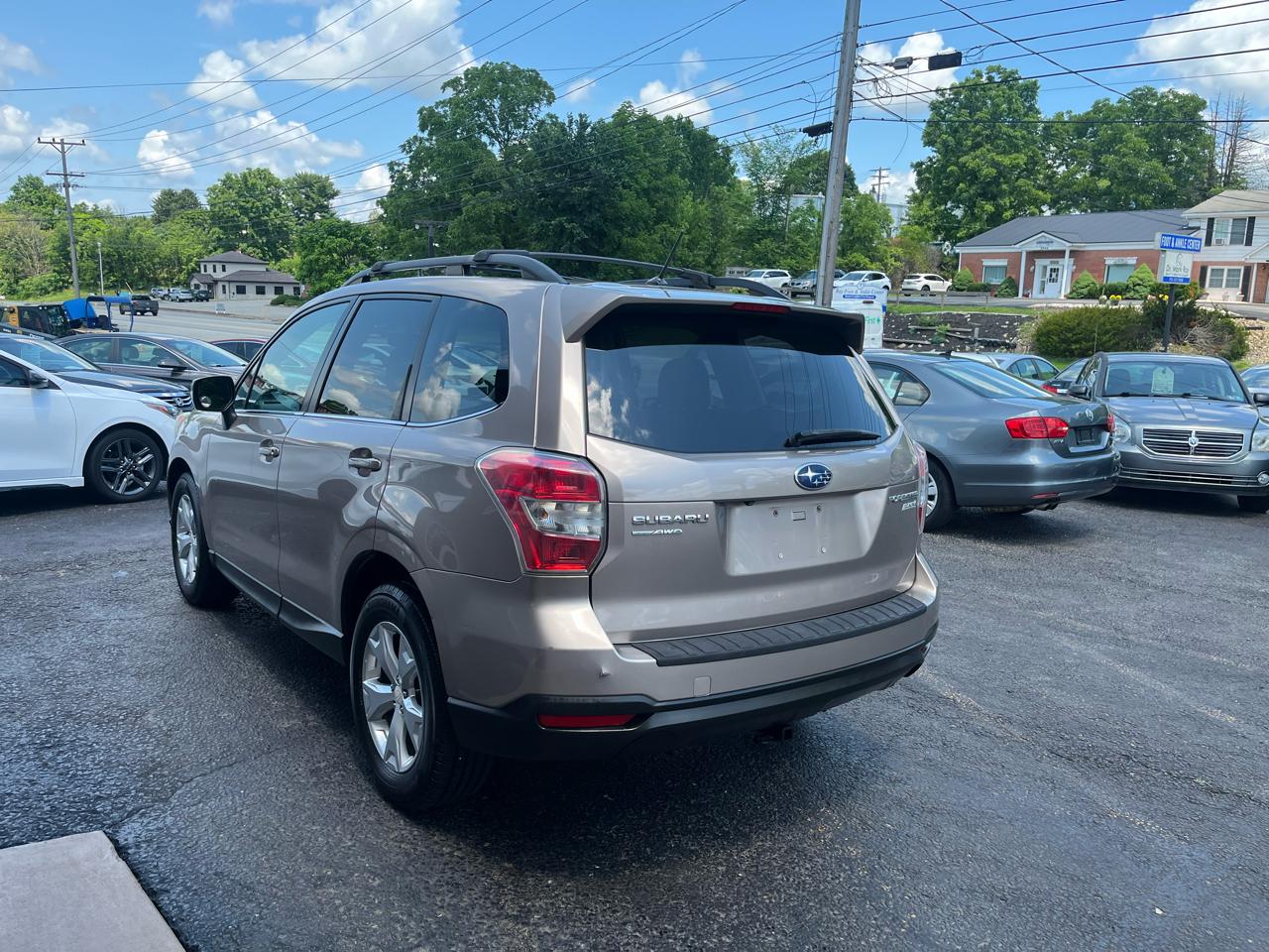 Subaru Forester 2.5i Limited 2014
