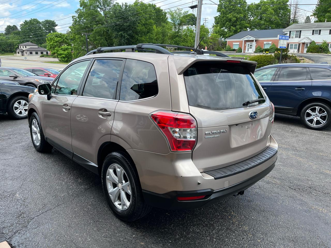 Subaru Forester 2.5i Limited 2014