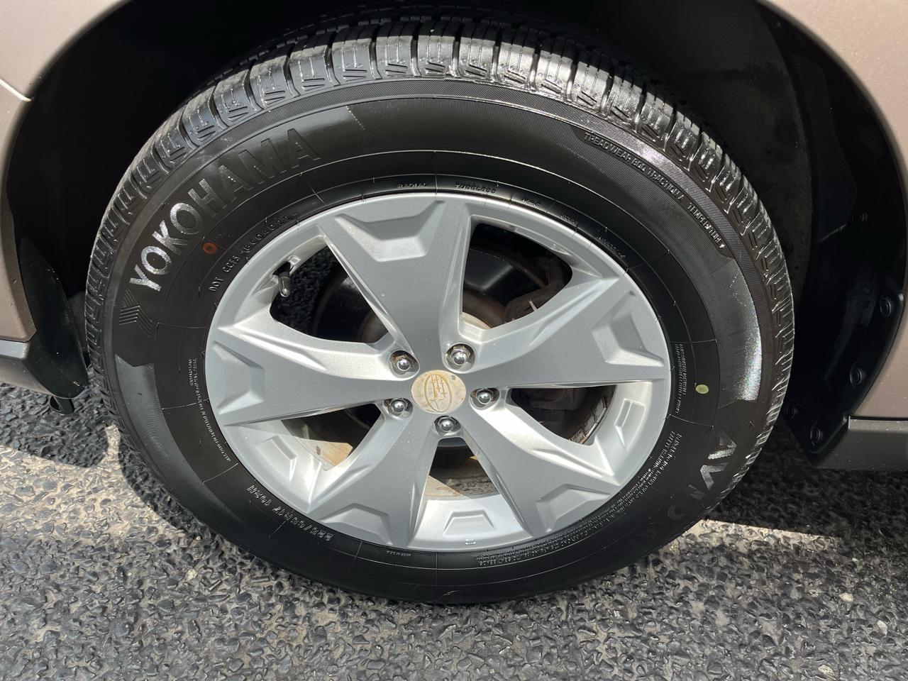 Subaru Forester 2.5i Limited 2014