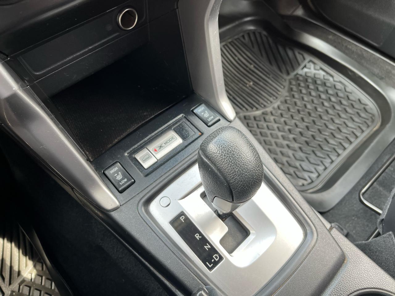 Subaru Forester 2.5i Limited 2014