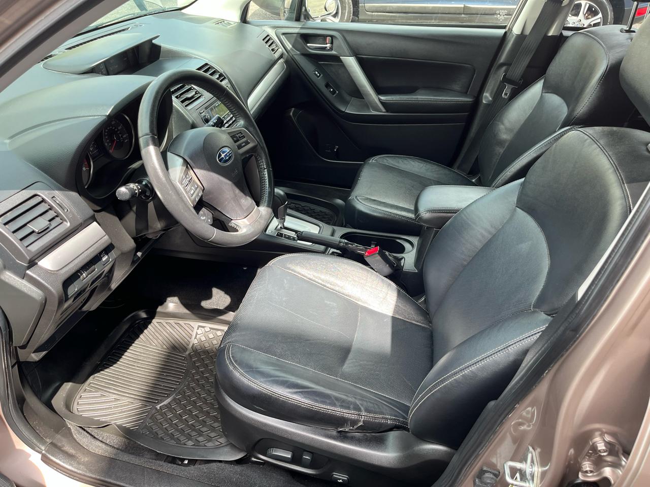 Subaru Forester 2.5i Limited 2014