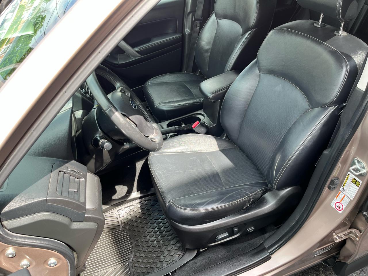 Subaru Forester 2.5i Limited 2014