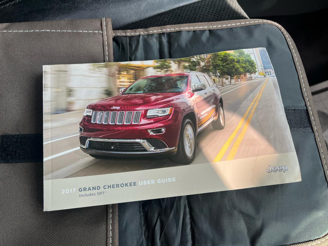 Jeep Grand Cherokee Altitude 4D SUV 4WD 2017
