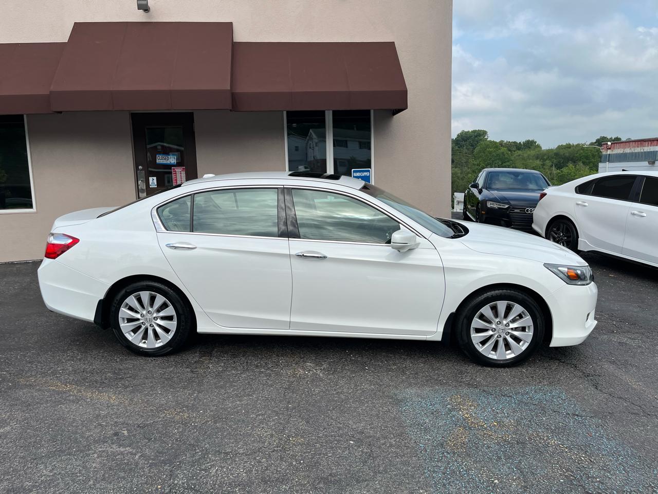 Honda Accord EX-L V6 Sedan AT 2013