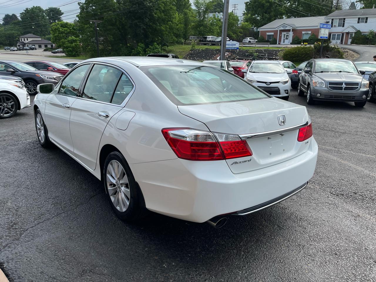 Honda Accord EX-L V6 Sedan AT 2013