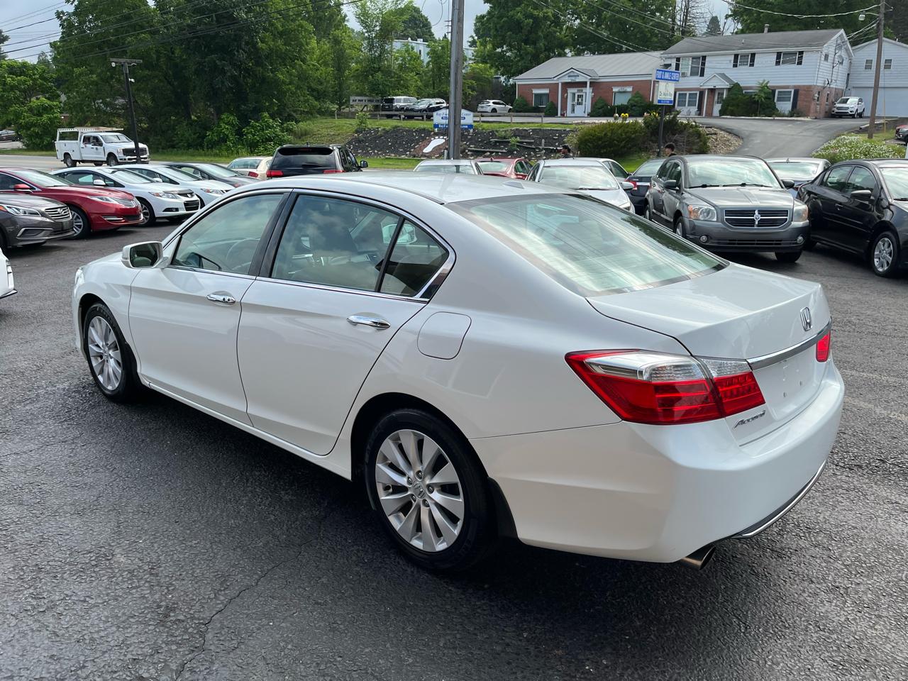 Honda Accord EX-L V6 Sedan AT 2013