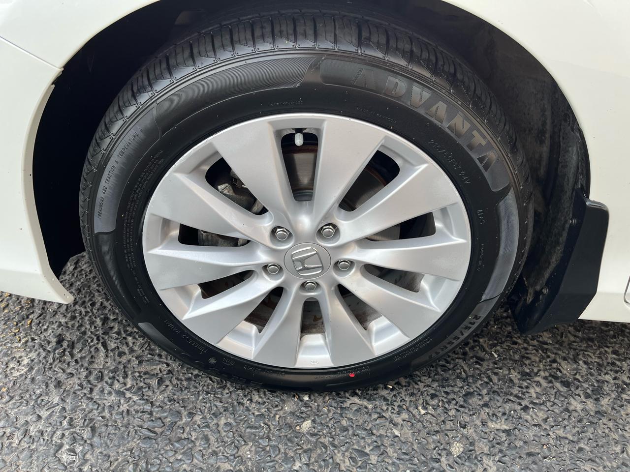 Honda Accord EX-L V6 Sedan AT 2013