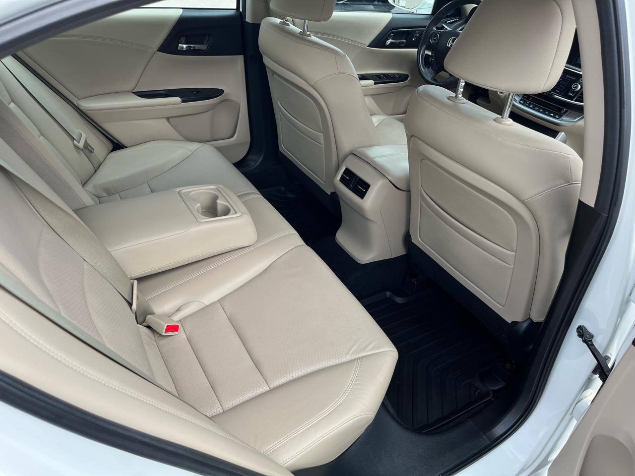 Honda Accord EX-L V6 Sedan AT 2013
