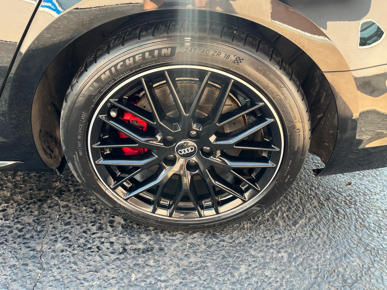 Audi A4  2018