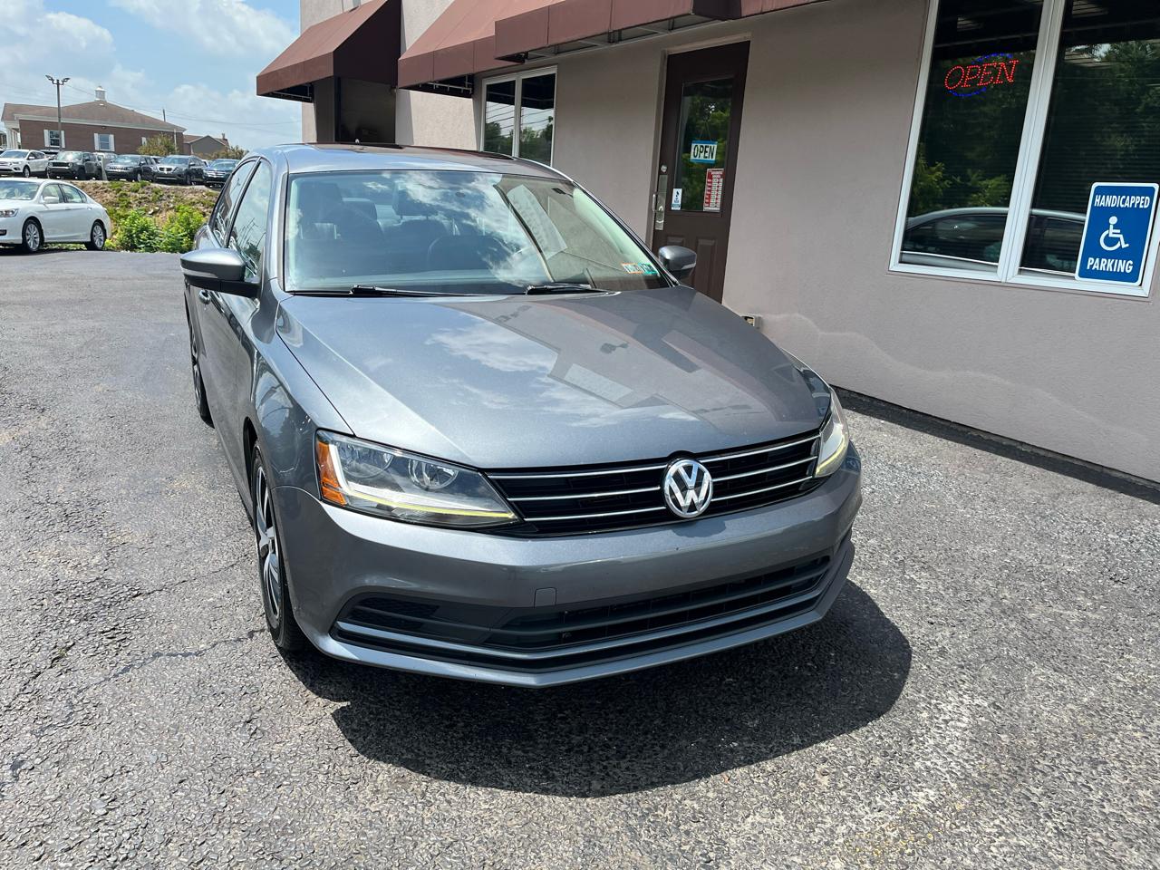 Volkswagen Jetta 1.4T SE 6A 2017