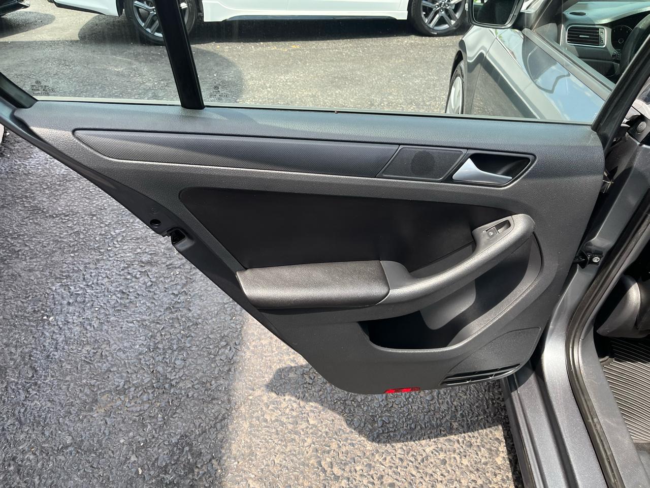 Volkswagen Jetta SE 2014