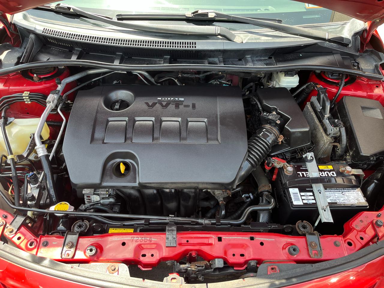 Toyota Corolla LE 4-Speed AT 2011