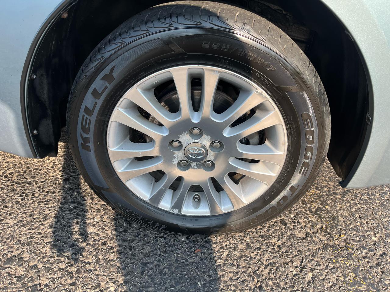 Toyota Sienna XLE Limited AWD 2008