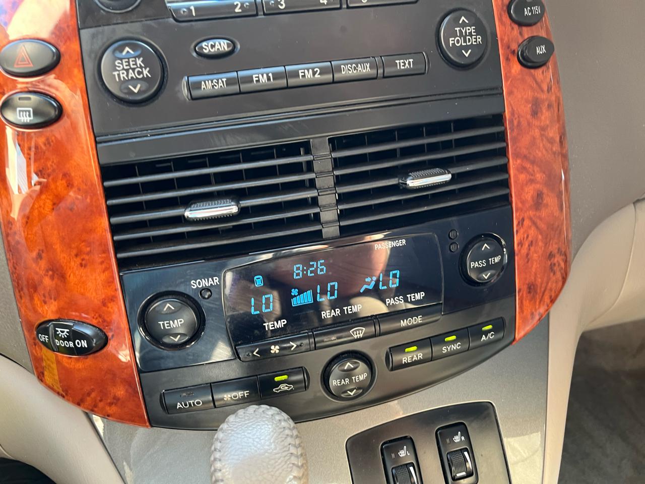 Toyota Sienna XLE Limited AWD 2008