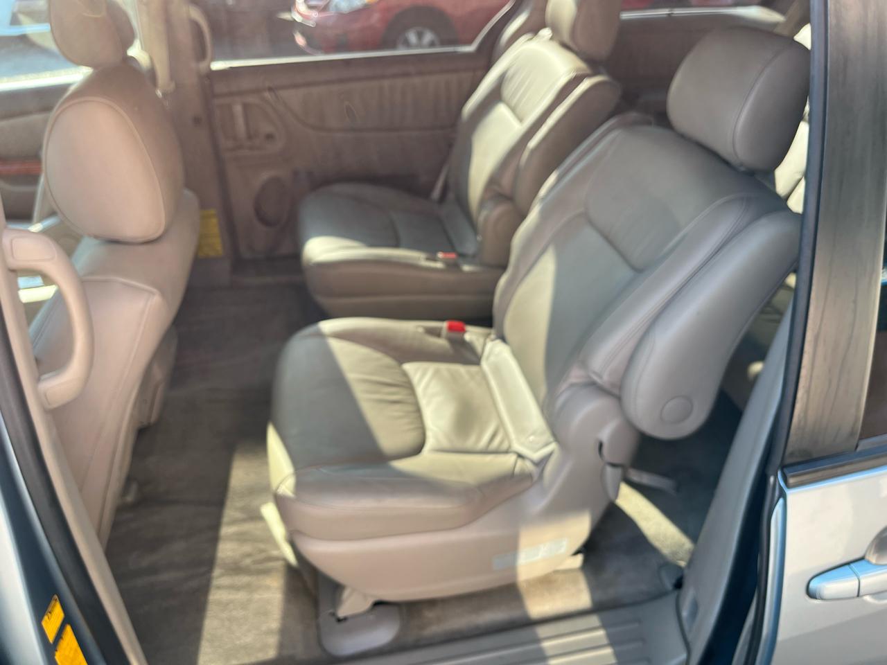 Toyota Sienna XLE Limited AWD 2008