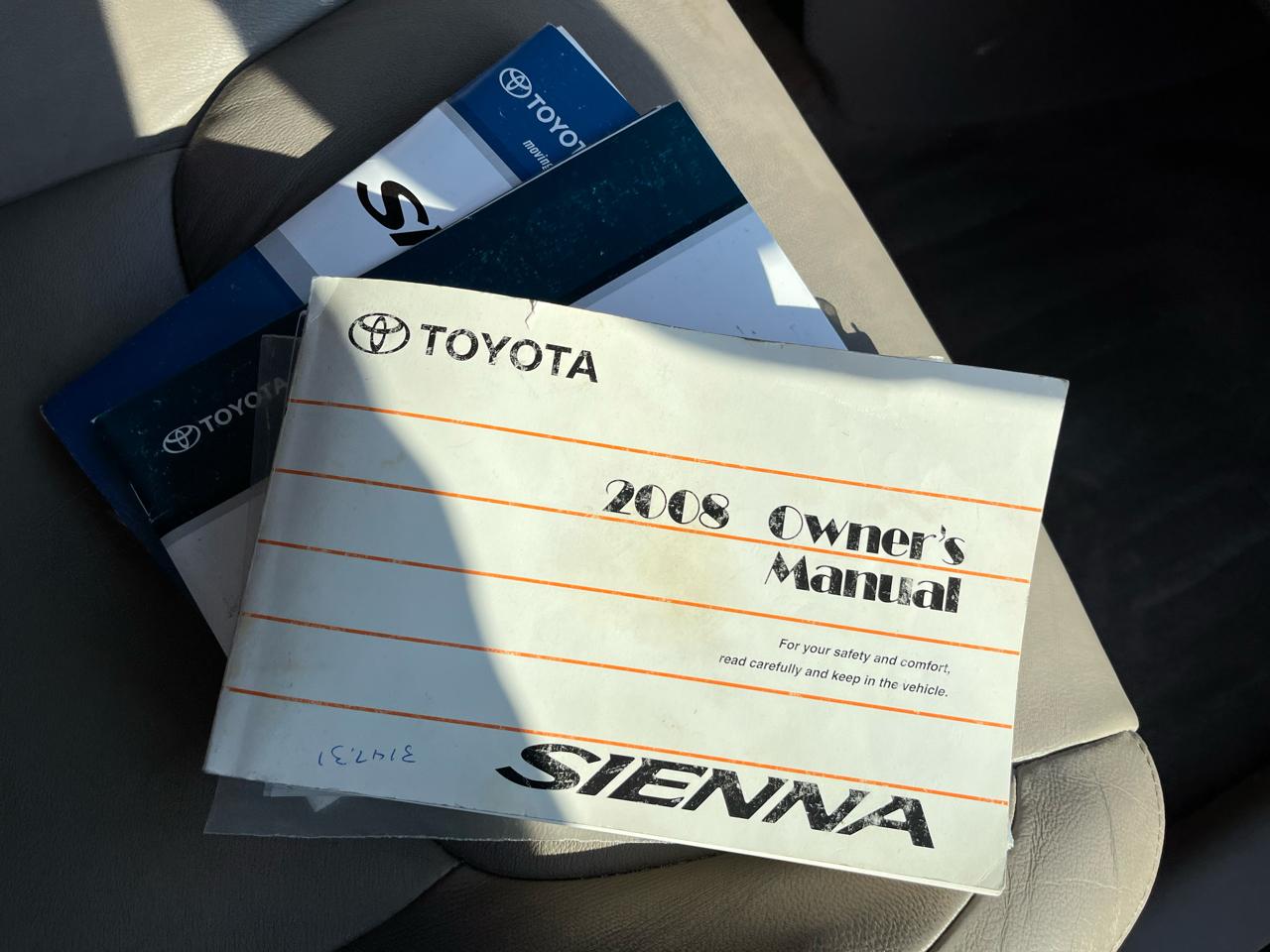 Toyota Sienna XLE Limited AWD 2008