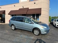 2008 Toyota Sienna 