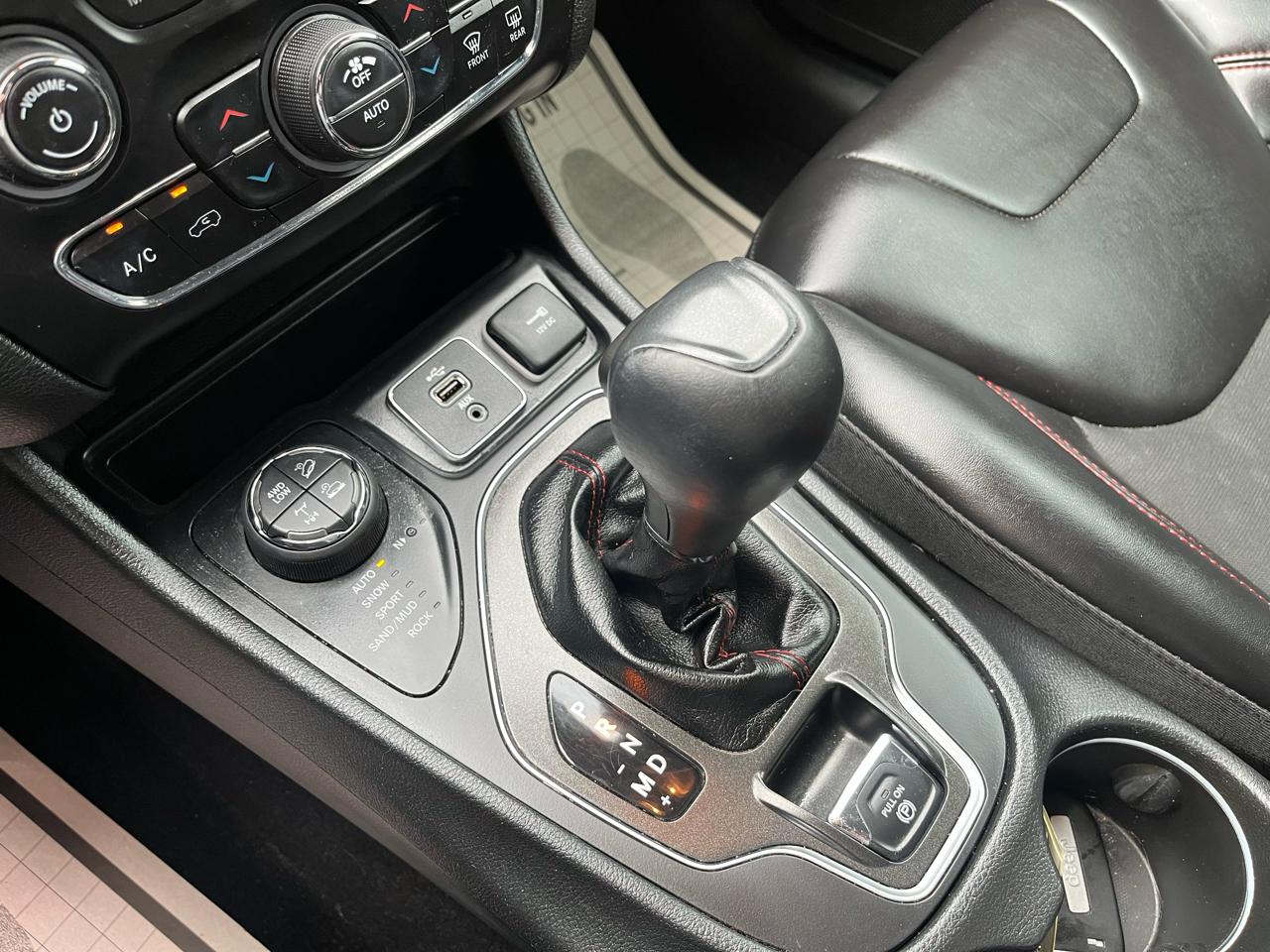 Jeep Cherokee Trailhawk 4WD 2019
