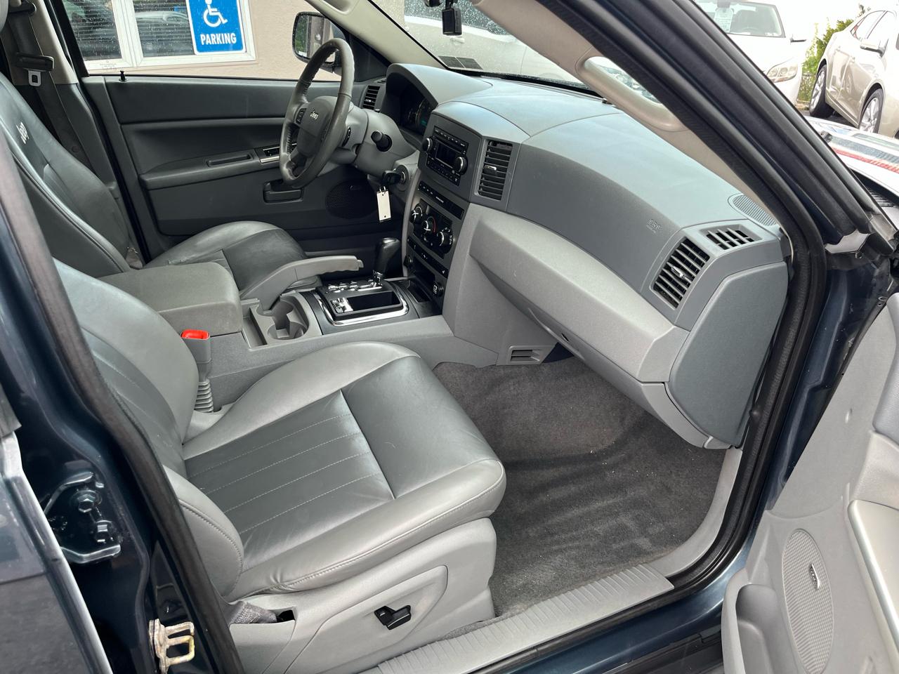 Jeep Grand Cherokee Laredo 4WD 2007