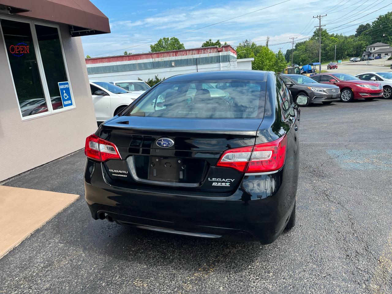 Subaru Legacy 2.5i Premium 2017