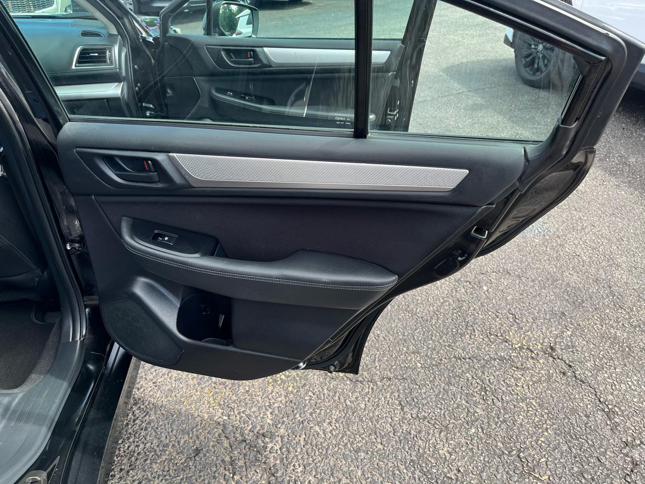 Subaru Legacy 2.5i Premium 2017