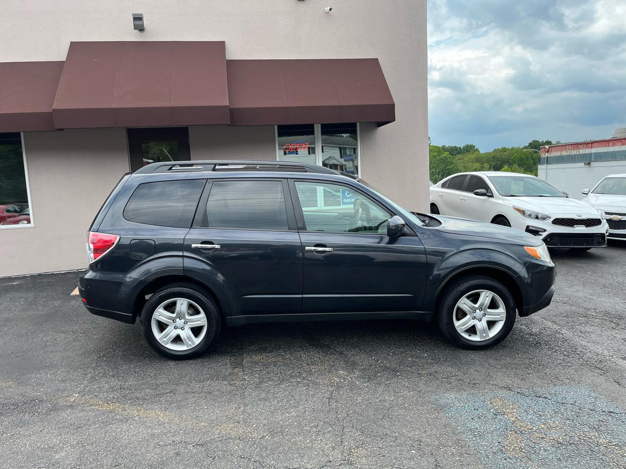 Subaru Forester 2.5X Premium 2010