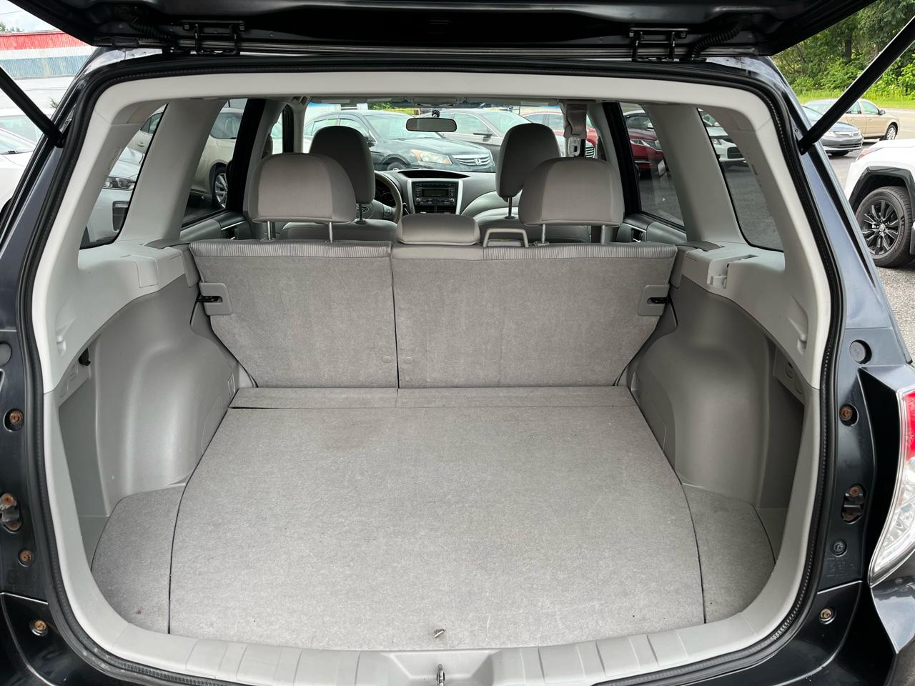 Subaru Forester 2.5X Premium 2010