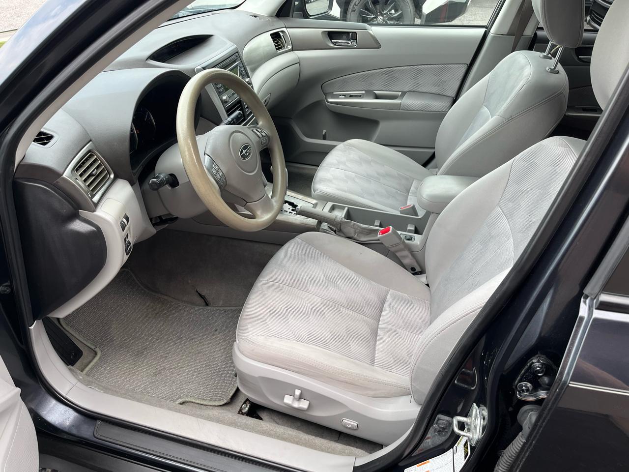 Subaru Forester 2.5X Premium 2010
